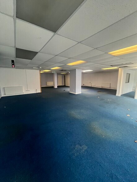 1600-1620 Paisley Road West, Glasgow à louer - Photo de l’immeuble – Image 2 sur 3