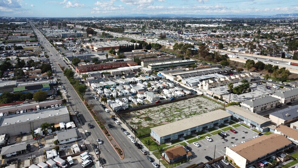 9253-9263 Artesia Blvd, Bellflower, CA à vendre - Photo de l’immeuble – Image 2 sur 8
