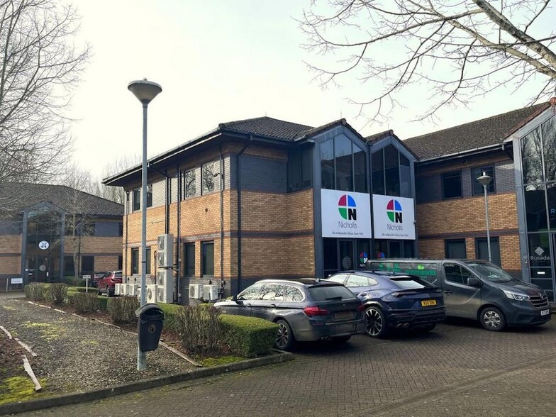 Trinity Way, Banbury à vendre - Photo de l’immeuble – Image 2 sur 15