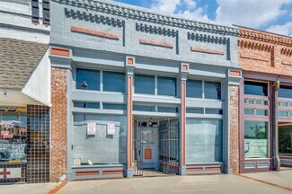 Plus de détails pour 109 S Jefferson St, Pilot Point, TX - Local commercial à vendre