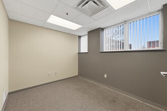 3550 Main St, Springfield, MA à louer Photo intérieure– Image 2 sur 11