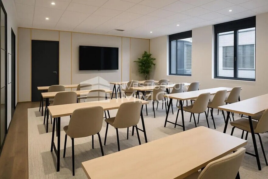 Bureau dans Ris-Orangis à louer - Photo intérieure – Image 1 sur 5