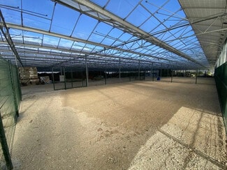 Plus de détails pour Terrain à louer