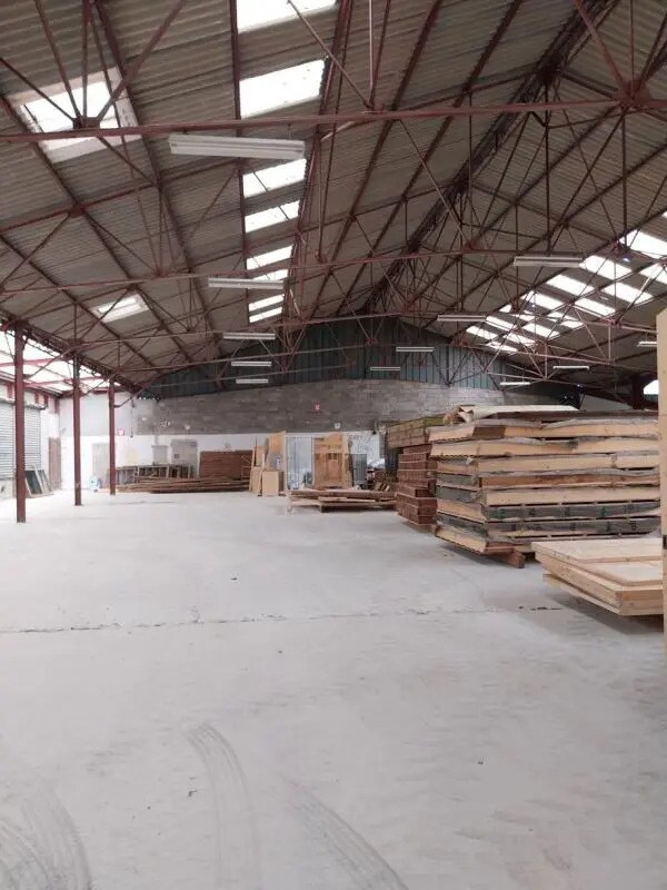 Plus de détails pour Industriel/Logistique à louer