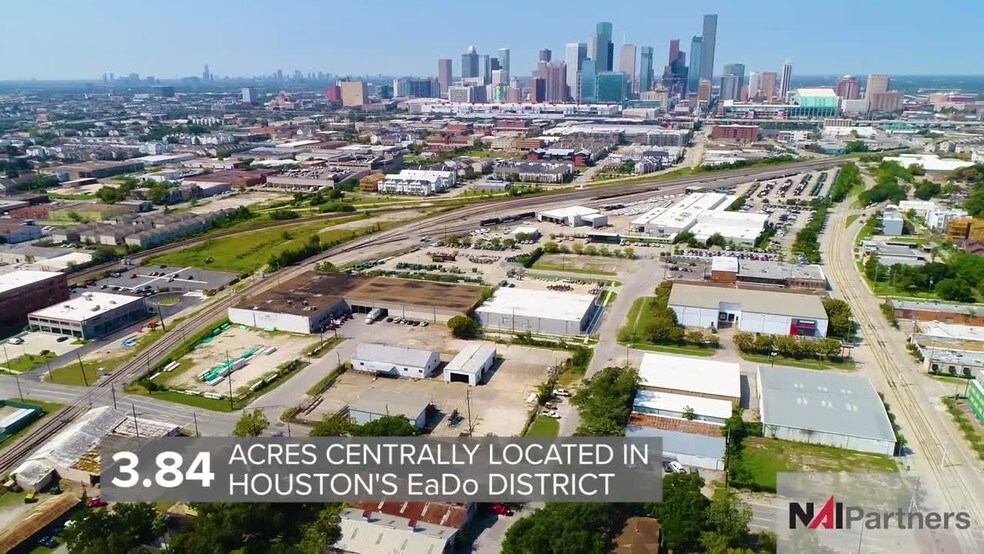 3300 Capitol St, Houston, TX à vendre - Vidéo sur l’annonce professionnelle – Image 2 sur 5