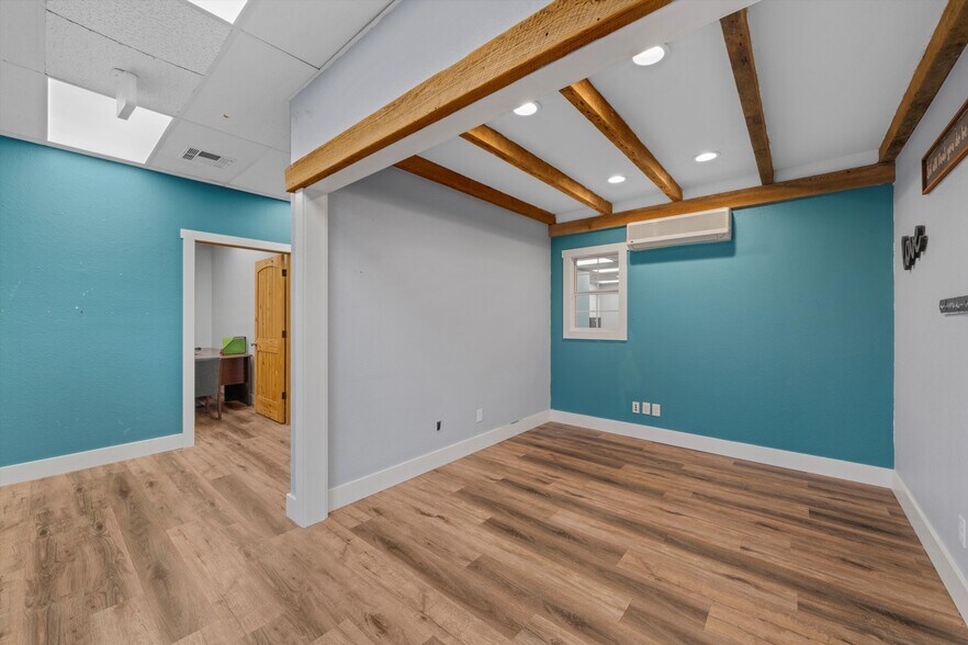 605 Towne Oaks Dr, Waco, TX à louer - Photo de l’immeuble – Image 3 sur 11