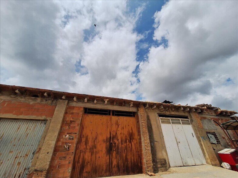 Industriel/Logistique dans Carlet à vendre - Photo de l’immeuble – Image 2 sur 6