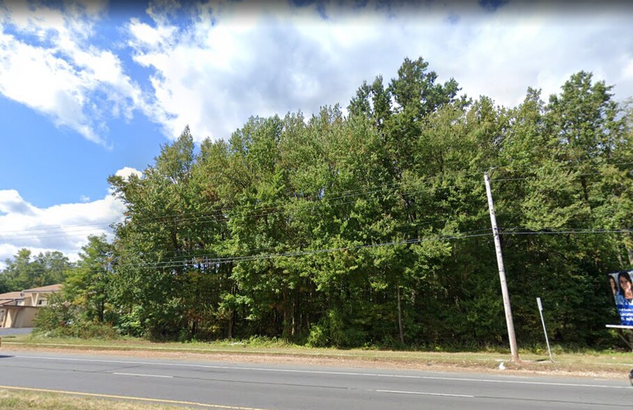 460 Route 130, East Windsor, NJ à louer - Photo de l’immeuble – Image 3 sur 5