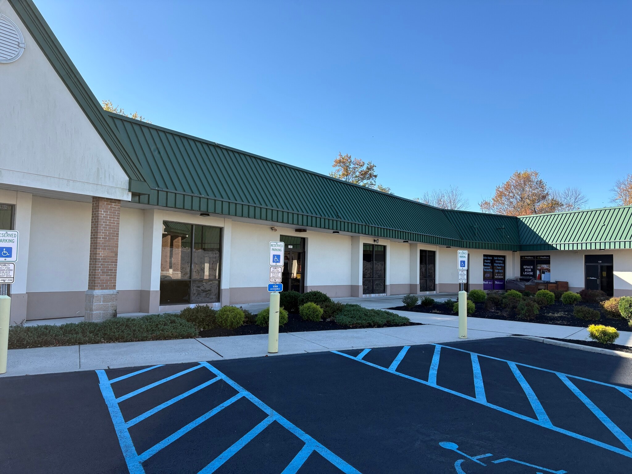 3885 Route 27, Princeton, NJ à louer Photo intérieure– Image 1 sur 2