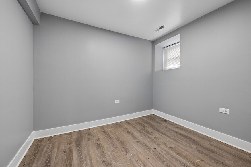 5150 S Calumet Ave, Chicago, IL à vendre - Photo de l’immeuble – Image 3 sur 8