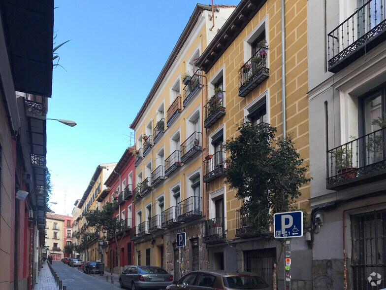 Calle Jesús del Valle, Madrid, Madrid à louer - Photo de l’immeuble – Image 3 sur 4