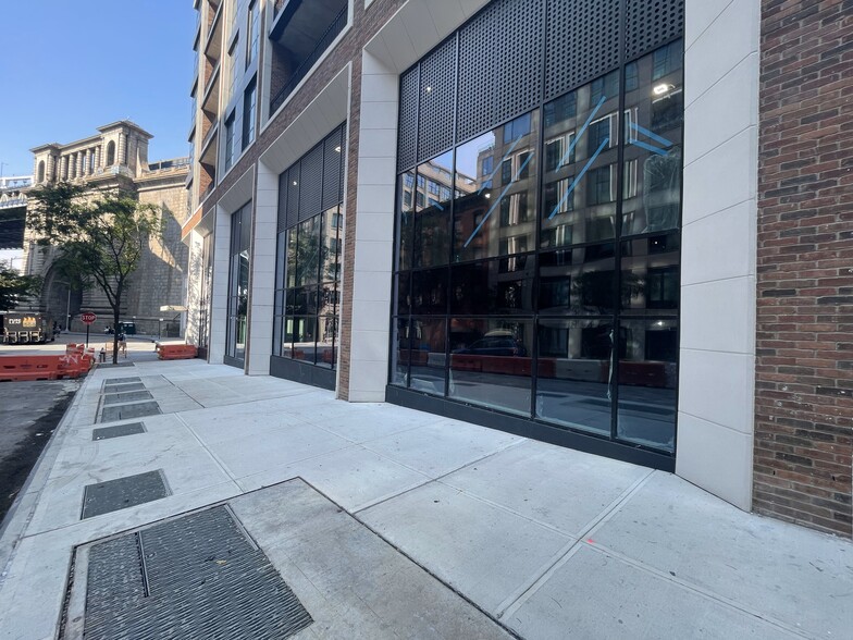 69 Adams St, Brooklyn, NY à louer - Photo de l’immeuble – Image 3 sur 8