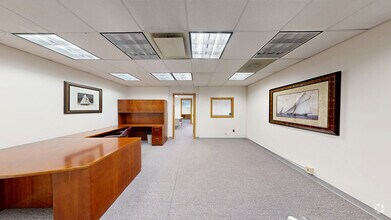 215 Washington St, Watertown, NY à louer Numérisation 3D Matterport– Image 1 sur 9