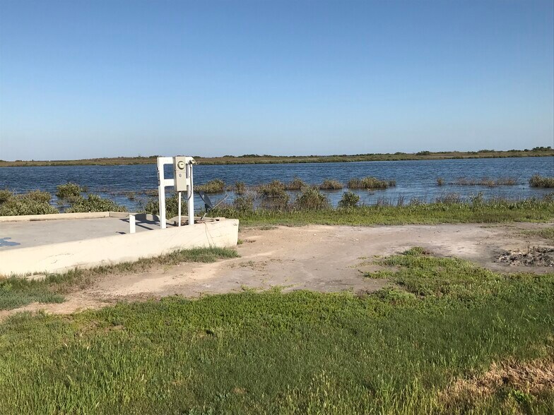 2707 TX-35 Business N, Aransas Pass, TX à vendre - Photo de l’immeuble – Image 3 sur 24