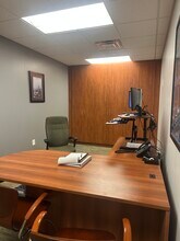 1000 140th St W, Burnsville, MN à louer Photo intérieure– Image 1 sur 6