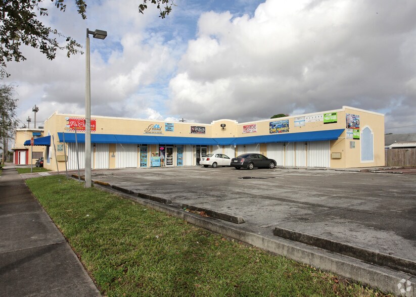 499 W 23rd St, Hialeah, FL à vendre - Photo de l’immeuble – Image 3 sur 5