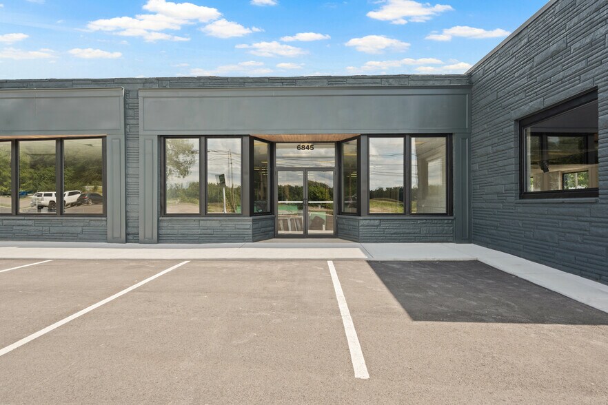 6821-6847 Dayton Springfield Rd, Enon, OH à louer - Photo de l’immeuble – Image 3 sur 26