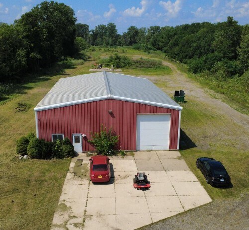 6630 Rawsonville Rd, Belleville, MI à vendre - Photo de l’immeuble – Image 2 sur 7