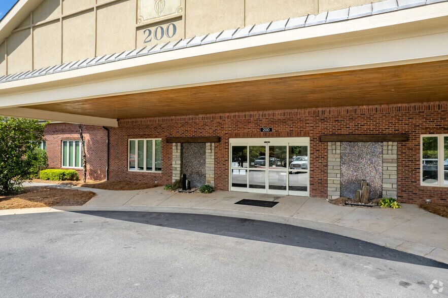 1360 Caduceus Way, Watkinsville, GA à louer - Photo de l’immeuble – Image 3 sur 6