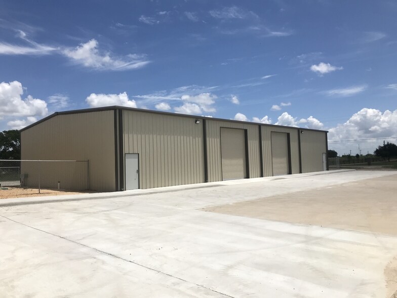 4375 Roans Chapel Rd, College Station, TX à louer - Photo de l’immeuble – Image 2 sur 7