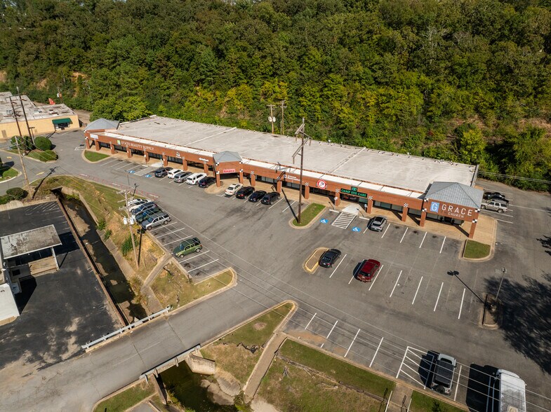 4548 John F Kennedy Blvd, North Little Rock, AR à louer - Photo de l’immeuble – Image 1 sur 5