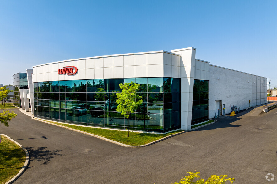 2625-2655 Boul Jacques-Cartier E, Longueuil, QC à louer - Photo principale – Image 1 sur 35