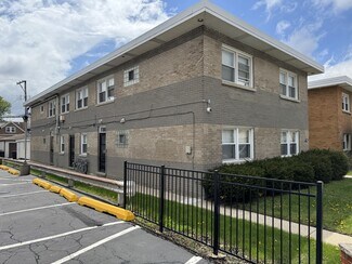 Plus de détails pour 6945 W Belmont Ave, Chicago, IL - Logement à vendre
