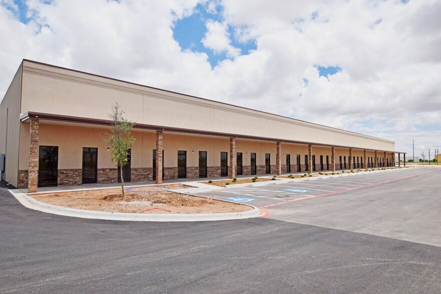 801 S Pagewood Ave, Odessa, TX à louer - Photo principale – Image 1 sur 10