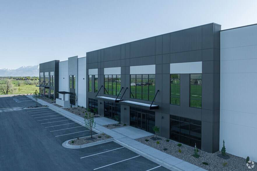 9430 S 3200 St W, Payson, UT à louer - Photo de l’immeuble – Image 2 sur 7