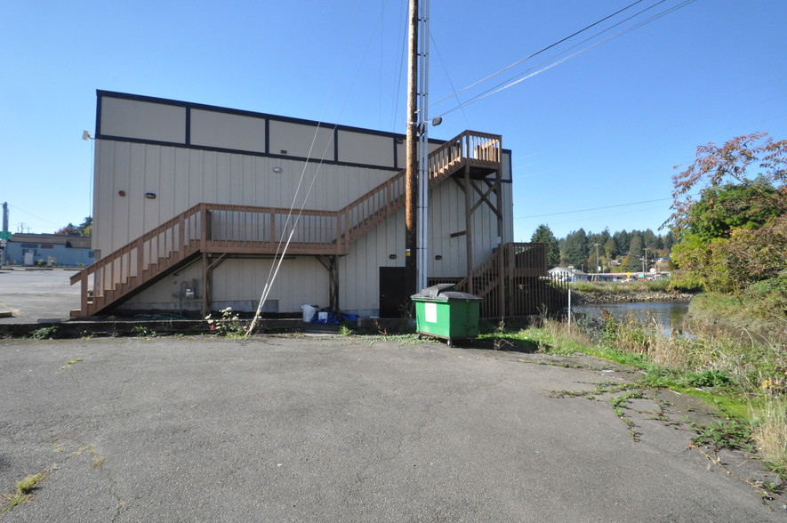 50 W Columbia River Hwy, Clatskanie, OR à vendre - Photo de l’immeuble – Image 3 sur 14