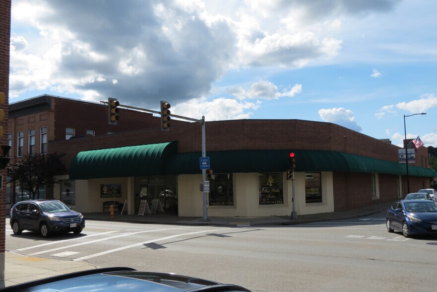 54 Main St, Leominster, MA à vendre - Photo de l’immeuble – Image 1 sur 19