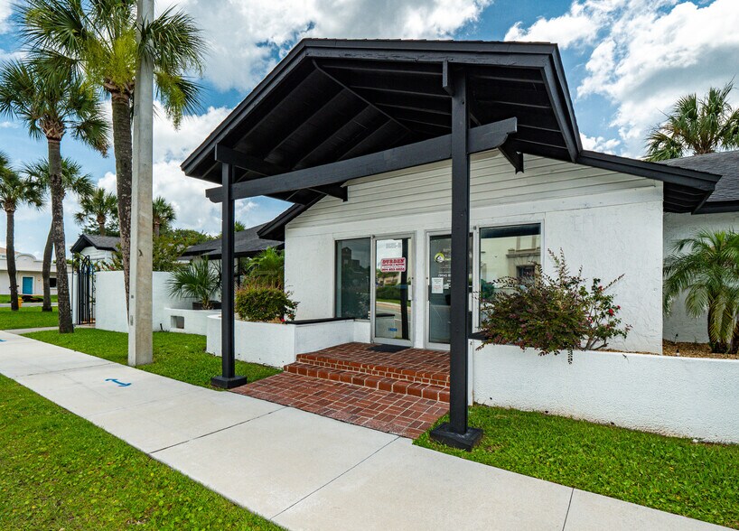 1817-1835 N 3rd St, Jacksonville Beach, FL à louer - Photo de l’immeuble – Image 2 sur 11