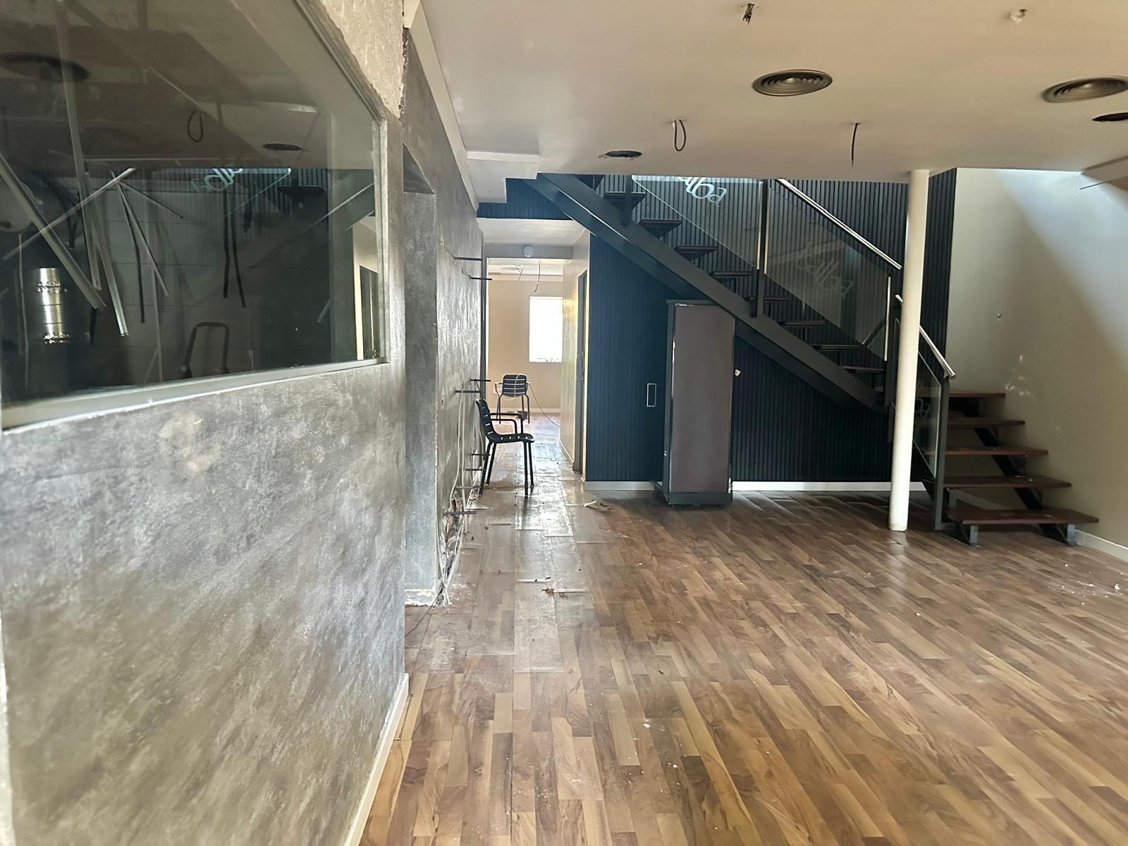 Local commercial dans Santa Coloma de Gramenet, Barcelona à louer Photo intérieure– Image 1 sur 7