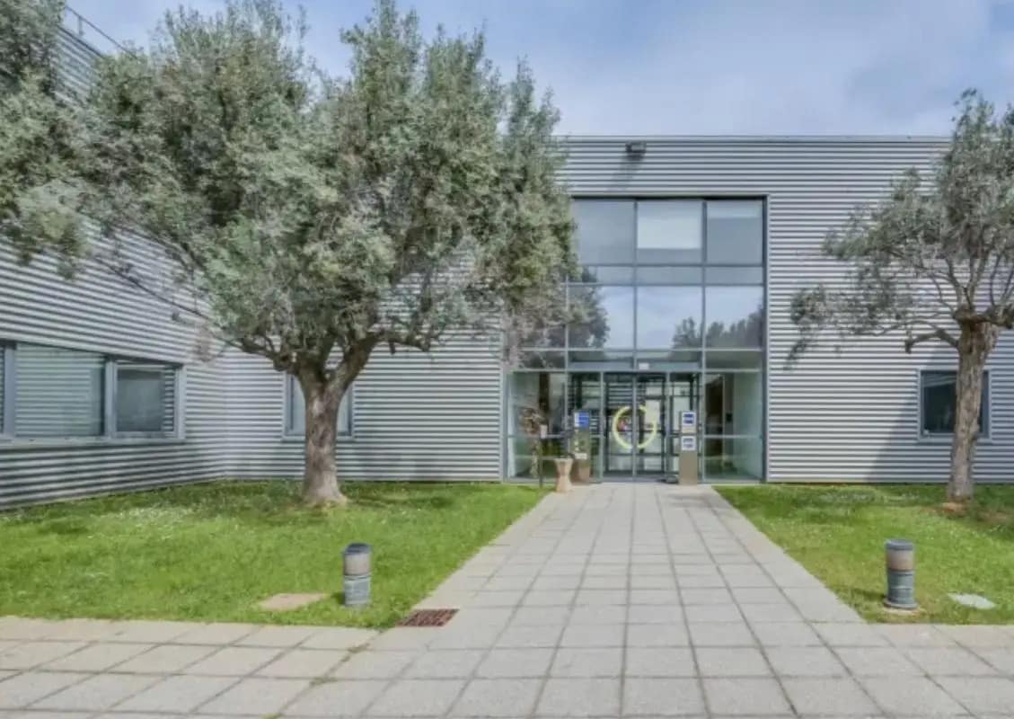 17 Allée Roussin-Condorcet--Marcel Provence, Marseille à louer Photo de l’immeuble– Image 1 sur 13