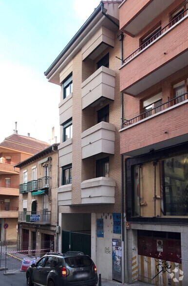 Immeuble residentiel dans Segovia, Segovia à vendre - Photo principale – Image 1 sur 2
