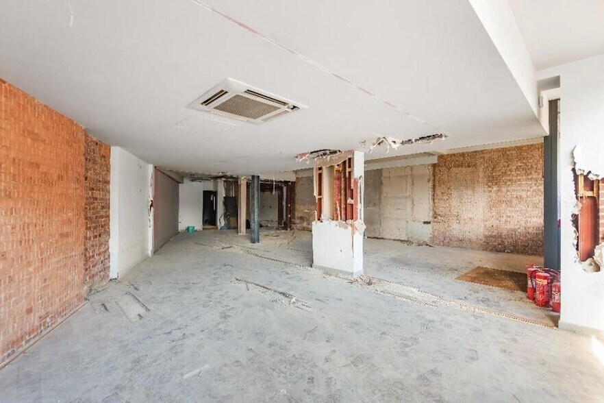 29-31 Bridge St, Pinner à louer - Photo de l’immeuble – Image 3 sur 15