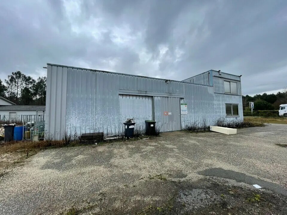 Local d’activités dans Saint-Jean-d'Illac à louer Photo de l’immeuble– Image 1 sur 13