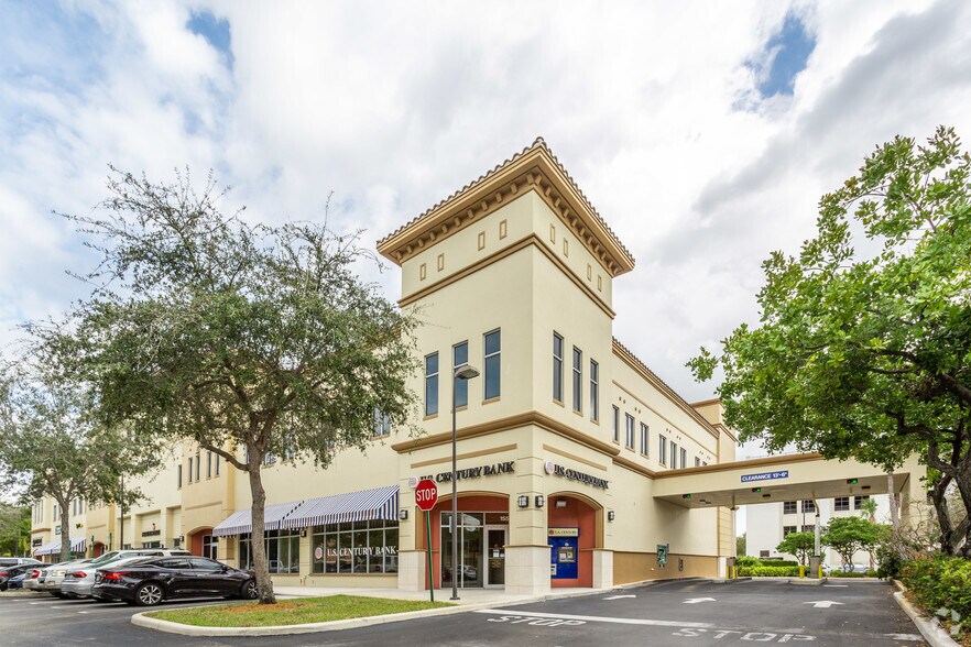 15501-15519 NW 67th Ave, Miami Lakes, FL à louer - Photo de l’immeuble – Image 2 sur 12