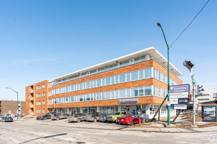 909-919 Rue Monseigneur-Grandin, Québec, QC à louer - Photo principale – Image 1 sur 3