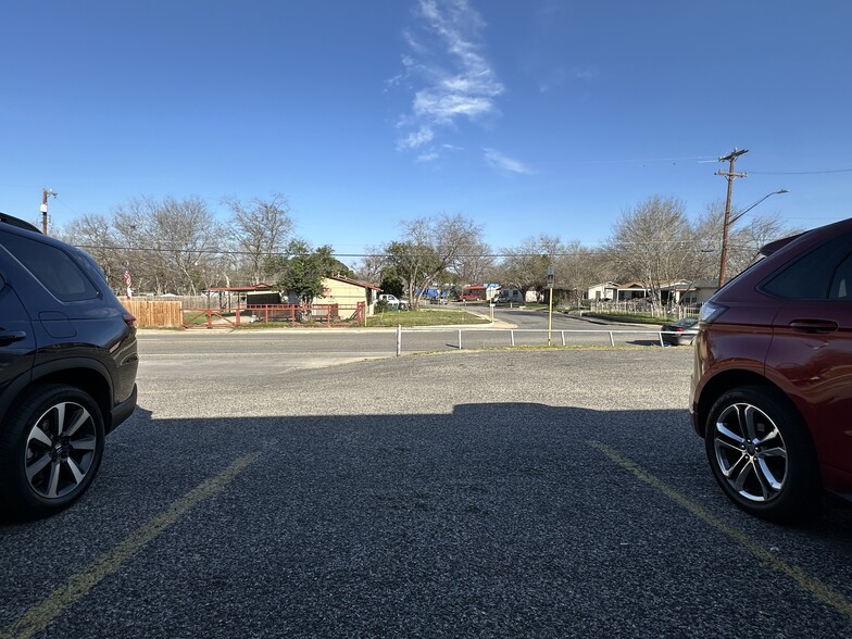 4145 Pleasanton Rd, San Antonio, TX à louer - Photo de l’immeuble – Image 3 sur 40