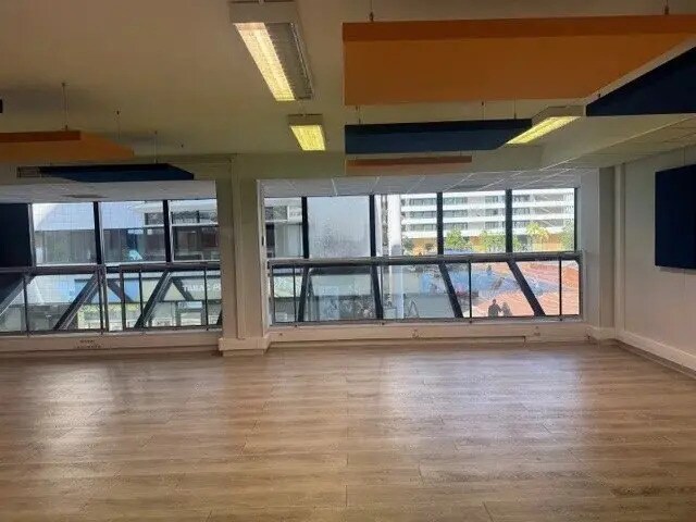 Bureau dans Nice à louer - Photo de l’immeuble – Image 2 sur 4