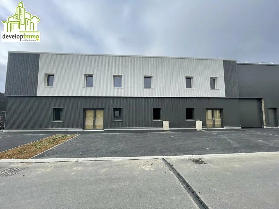 Local d'activités dans Cormelles-le-Royal à vendre Photo de l’immeuble– Image 1 sur 6
