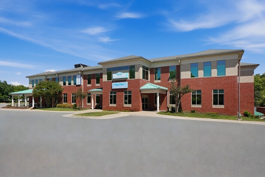 820 Bestgate Rd, Annapolis, MD à louer - Photo de l’immeuble – Image 1 sur 17
