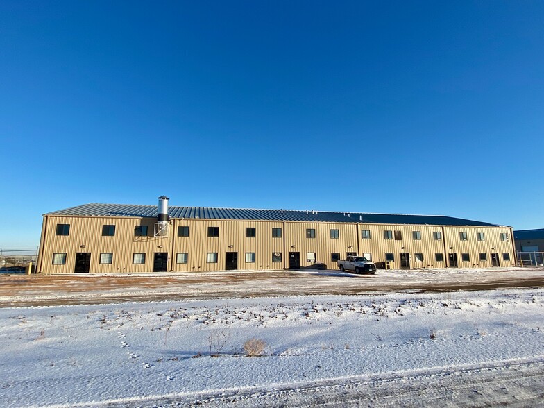 5066 Owan Industrial Park Dr, Williston, ND à louer - Photo de l’immeuble – Image 2 sur 116