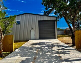 Plus de détails pour 25102 Whitney Dr, Spicewood, TX - Industriel/Logistique à vendre