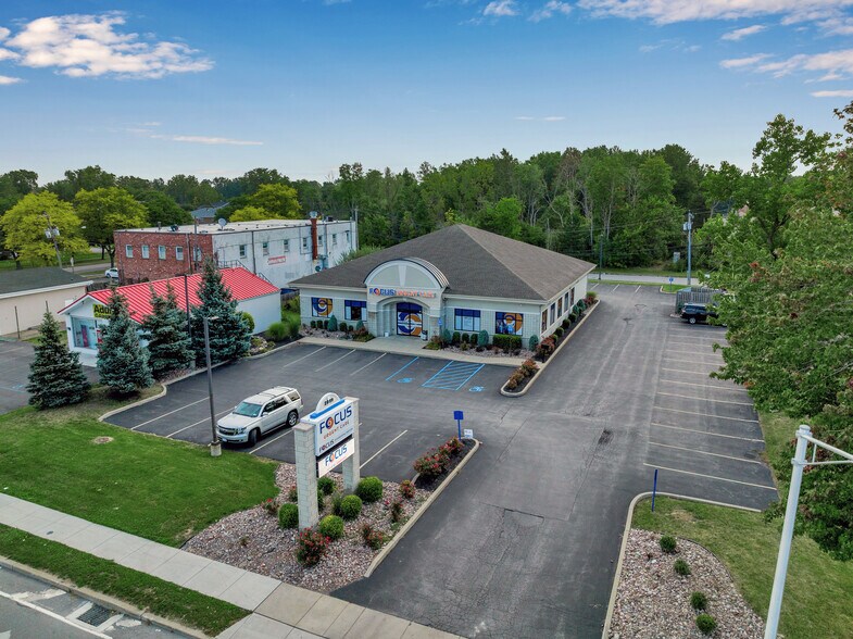 2099 Niagara Falls Blvd, Amherst, NY à vendre - Photo de l’immeuble – Image 2 sur 12