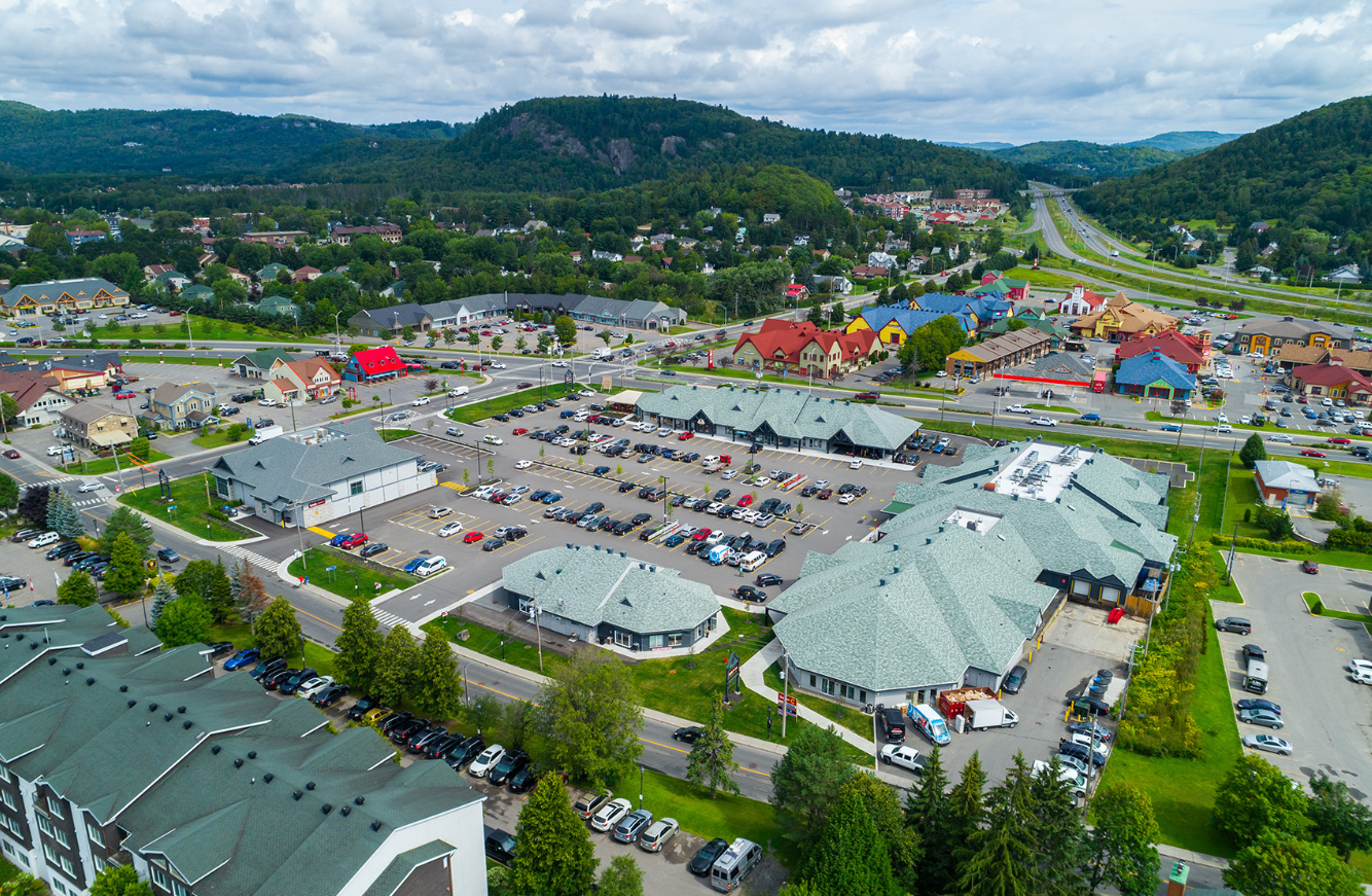 220D Ch Du Lac-Millette, Saint-sauveur, QC à louer Photo principale– Image 1 sur 2