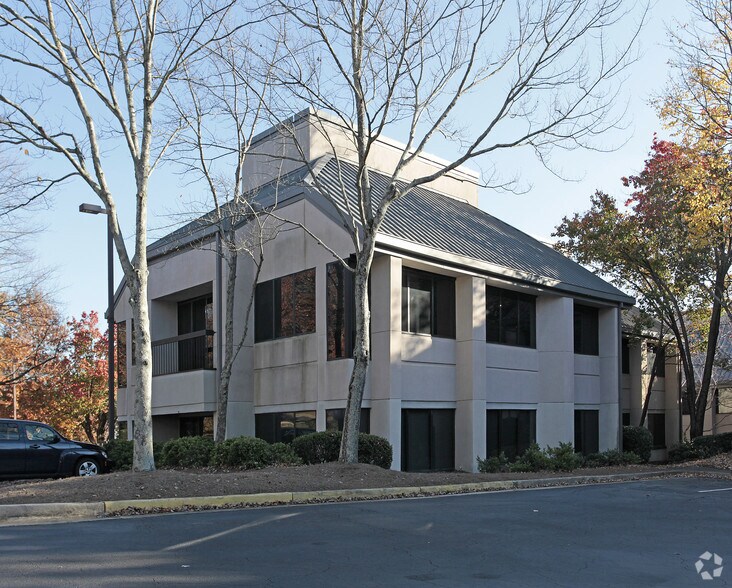 2255 Cumberland Pky SE, Atlanta, GA à louer - Photo de l’immeuble – Image 1 sur 72