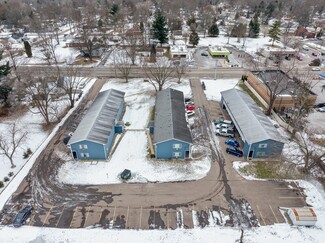 Plus de détails pour 1960-1970 Aurelius Rd, Holt, MI - Logement à vendre