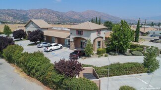 Plus de détails pour 20705 South St, Tehachapi, CA - Bureau/Local commercial à louer